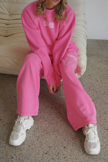 Traveller Tracksuit Pants | Bright Pink